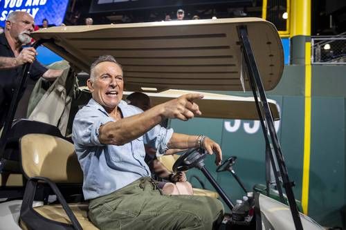 Bruce Springsteen ofrece una “oración de agradecimiento” por la seguridad de Donald Trump tras el tiroteo en la Cena de Corresponsales