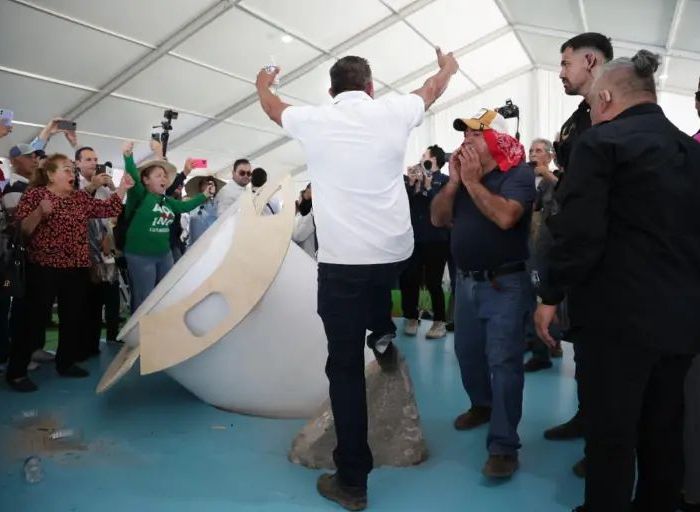 Comunidades indígenas impiden la colocación de la primera piedra de la planta Mexinol en Topolobampo