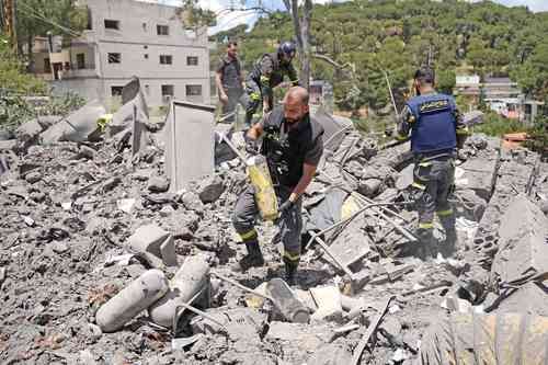 Ataques en el sur del Líbano dejan víctimas pese al alto el fuego; Netanyahu dice a Trump que Israel se reserva “libertad de acción”
