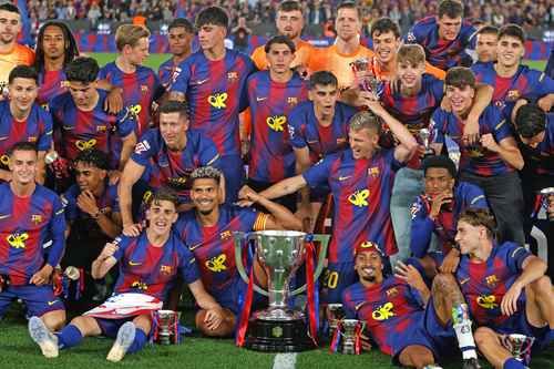 Barcelona se corona campeón de LaLiga tras vencer 2-0 al Real Madrid