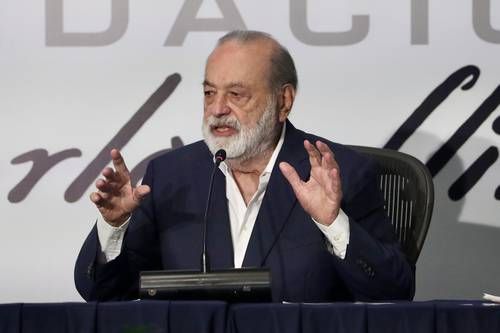 Carlos Slim anuncia inversión de 5,000 mdd en México para 2026