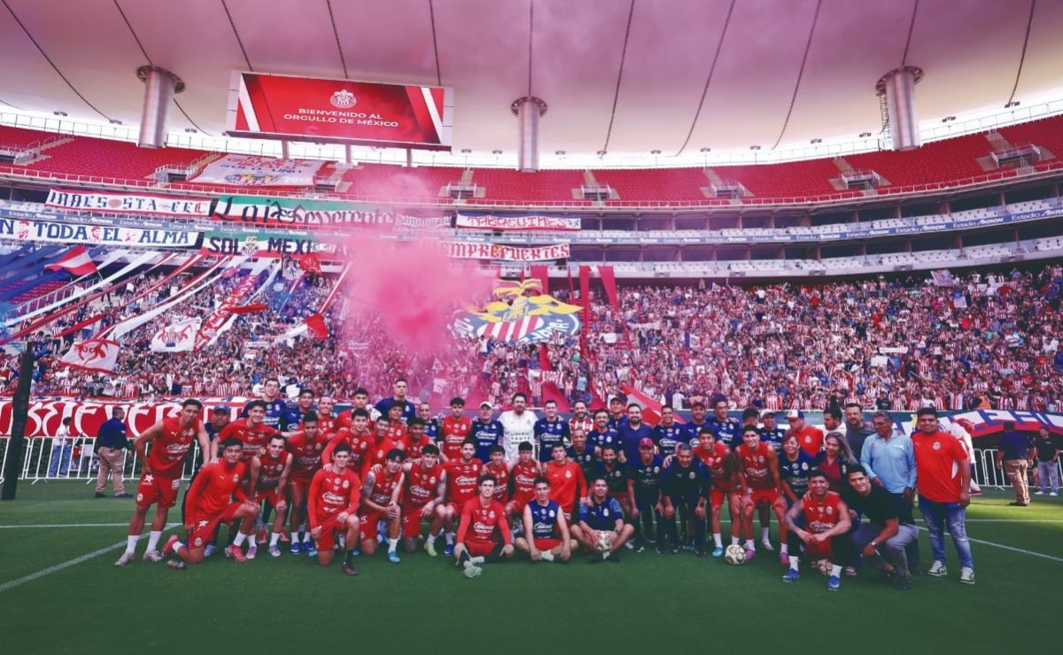 chivas-deja-viva-la-semifinal-tras-empate-2-2-la-vuelta-sera-en-el-jalisco