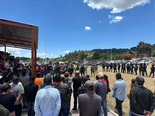 Fuerzas federales y estatales frenan éxodo en El Durazno, Tamazula; prometen presencia permanente