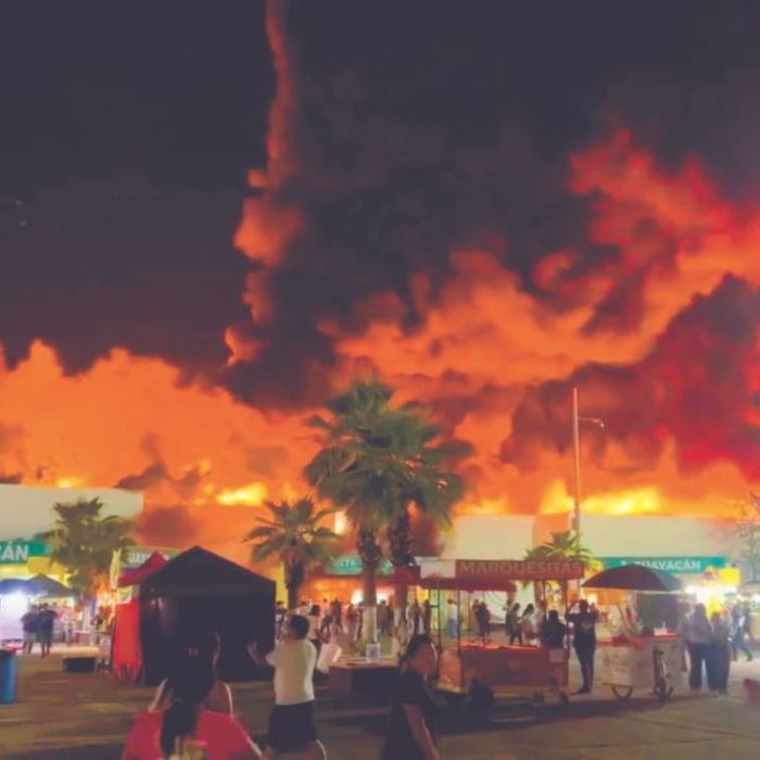 Incendio en la Feria Tabasco deja cinco muertos en Villahermosa