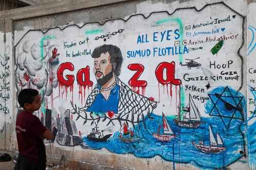 ministro-israeli-publica-video-humillando-a-activistas-de-la-flotilla-global-sumud-autoridades-inician-deportaciones