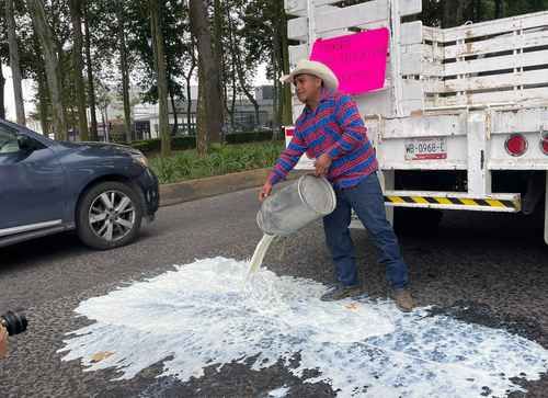 Protestas de lecheros en Xalapa y versiones sobre la muerte de ‘El Payín’ coinciden con la visita de Trump a Pekín