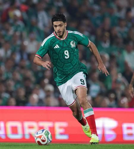 Raúl Jiménez y César “Chino” Huerta se integran a la concentración del Tri en Pasadena