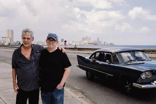 Silvio Rodríguez y Chico Buarque lanzan nueva versión de ‘Sueño con serpientes’
