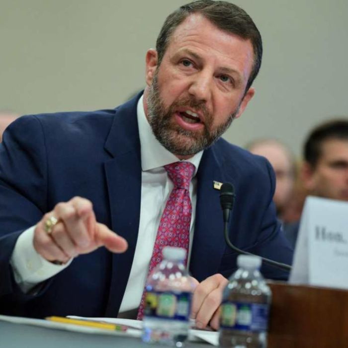 Mullin: “Nueve cárteles” operan en la frontera y “no hay ni un centímetro” sin plazas