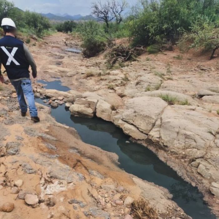Semarnat ordena a Ferromex remediar derrame químico en Naco, Sonora