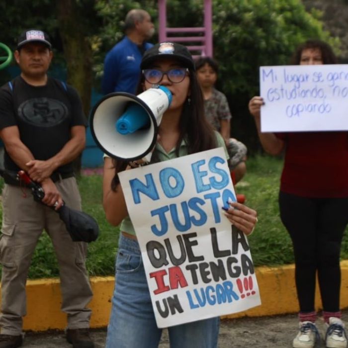 Diputados del PAN piden becas en el extranjero para aspirantes rechazados de la UNAM