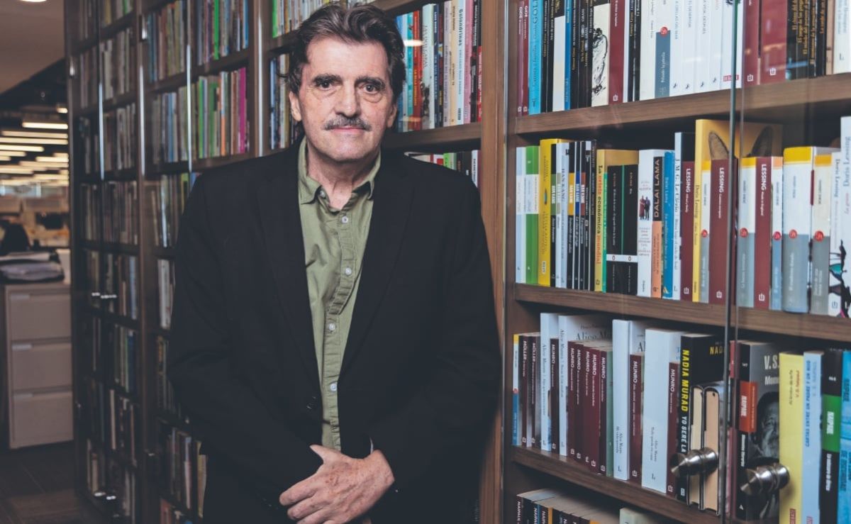 Enrique Serna reivindica la complejidad de la historia mexicana en su nueva novela