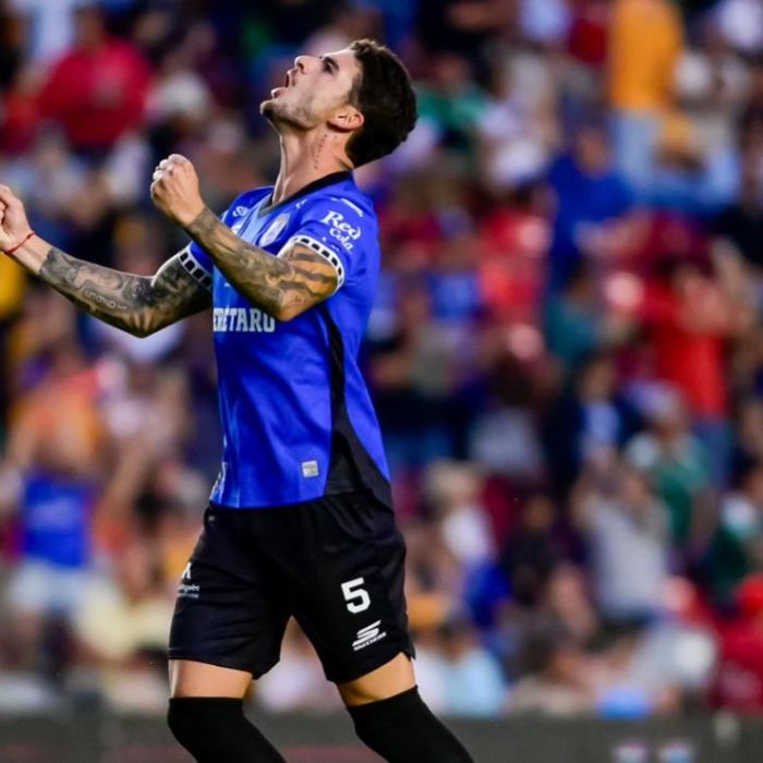 Homenchenko da el triunfo al Querétaro sobre Tigres en tiempo agregado