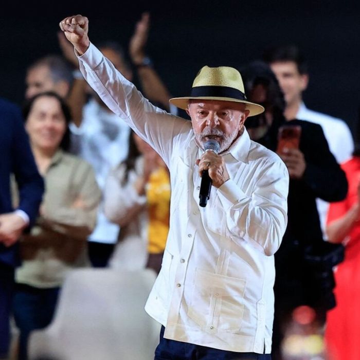 Lula da Silva oficializa candidatura a la reelección en Brasil