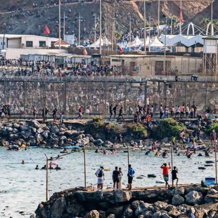 Marruecos afirma que alertó a España antes de la crisis migratoria en Ceuta