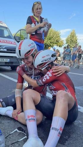 Romina Hinojosa completa la segunda etapa del Tour de Francia Femenil