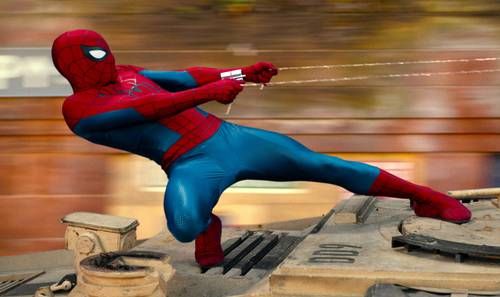 Tom Holland dice que ya existe un plan para pasar el papel de Spider-Man a otro actor