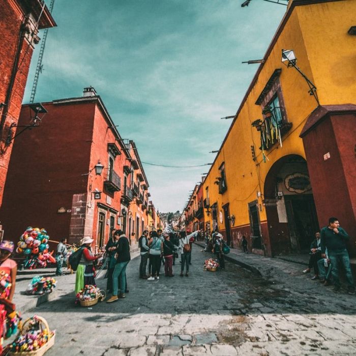 Vecinos de Cuauhtémoc reúnen firmas para reponer consulta del Plan General de Desarrollo