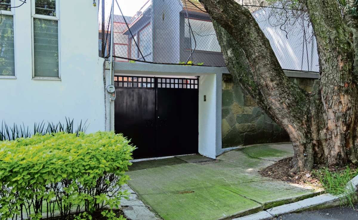 Víctimas denuncian despojo de inmuebles en CDMX mediante cambio de chapas, medidores y documentos apócrifos