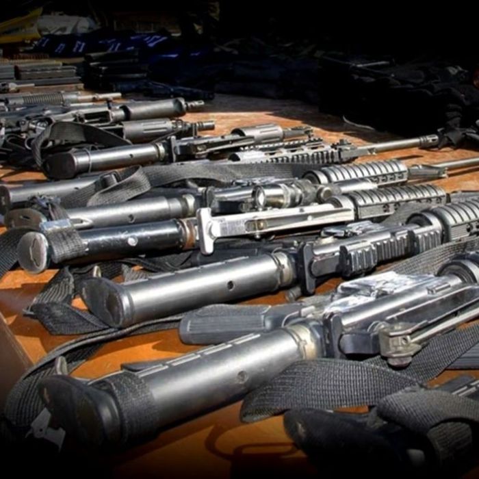 Adolescentes de Estados Unidos venden armas a cárteles mexicanos, revela investigación