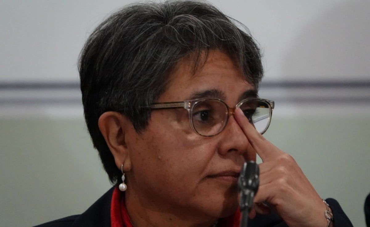 anticorrupcion-multa-e-inhabilita-a-servidora-por-proporcionar-informacion-falsa-en-contratacion-publica