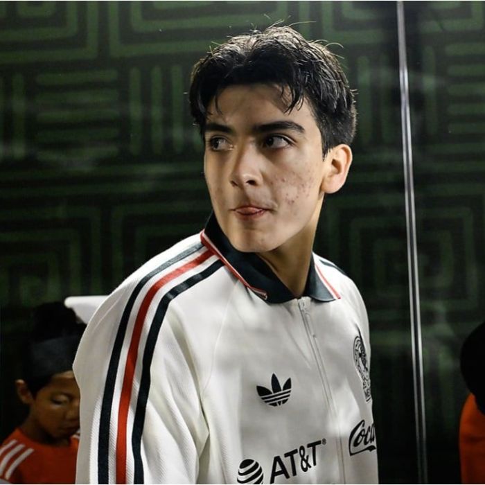 Arsenal prepara ofensiva para competir con Liverpool por Gilberto Mora