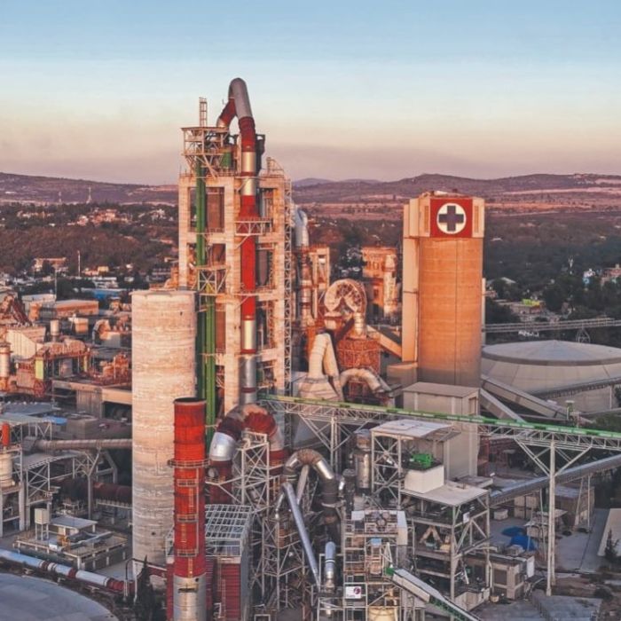 La Cruz Azul reactiva por completo su planta cementera en Hidalgo