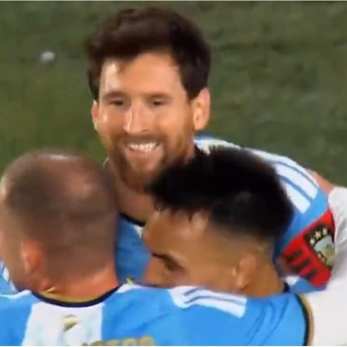 Messi sella su despedida con Argentina con un gol de penal ante Benín