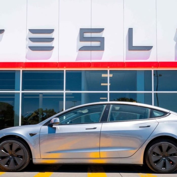 Tesla entrega 486 mil 532 vehículos en el tercer trimestre y supera expectativas