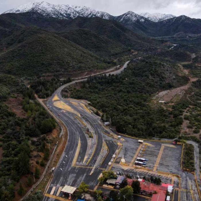 Alud en mina El Teniente deja a dos trabajadores atrapados en Chile