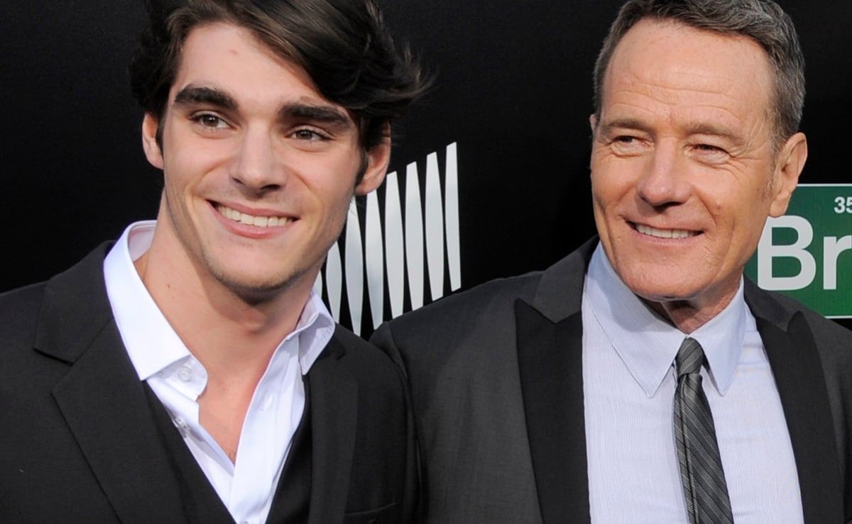 bryan-cranston-despide-a-rj-mitte-con-emotivo-mensaje-te-voy-a-extranar-hijo