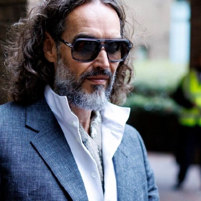 Inicia en Londres el juicio contra Russell Brand por cargos de violación y agresión sexual