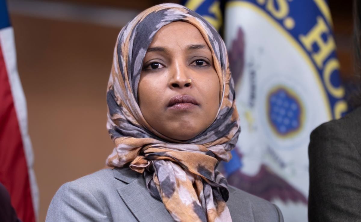 registran-casa-de-la-congresista-ilhan-omar-como-parte-de-una-investigacion-penal