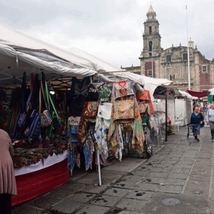 Rehabilitarán 14 plazas del Centro Histórico de CDMX mientras analizan reubicación de ambulantes